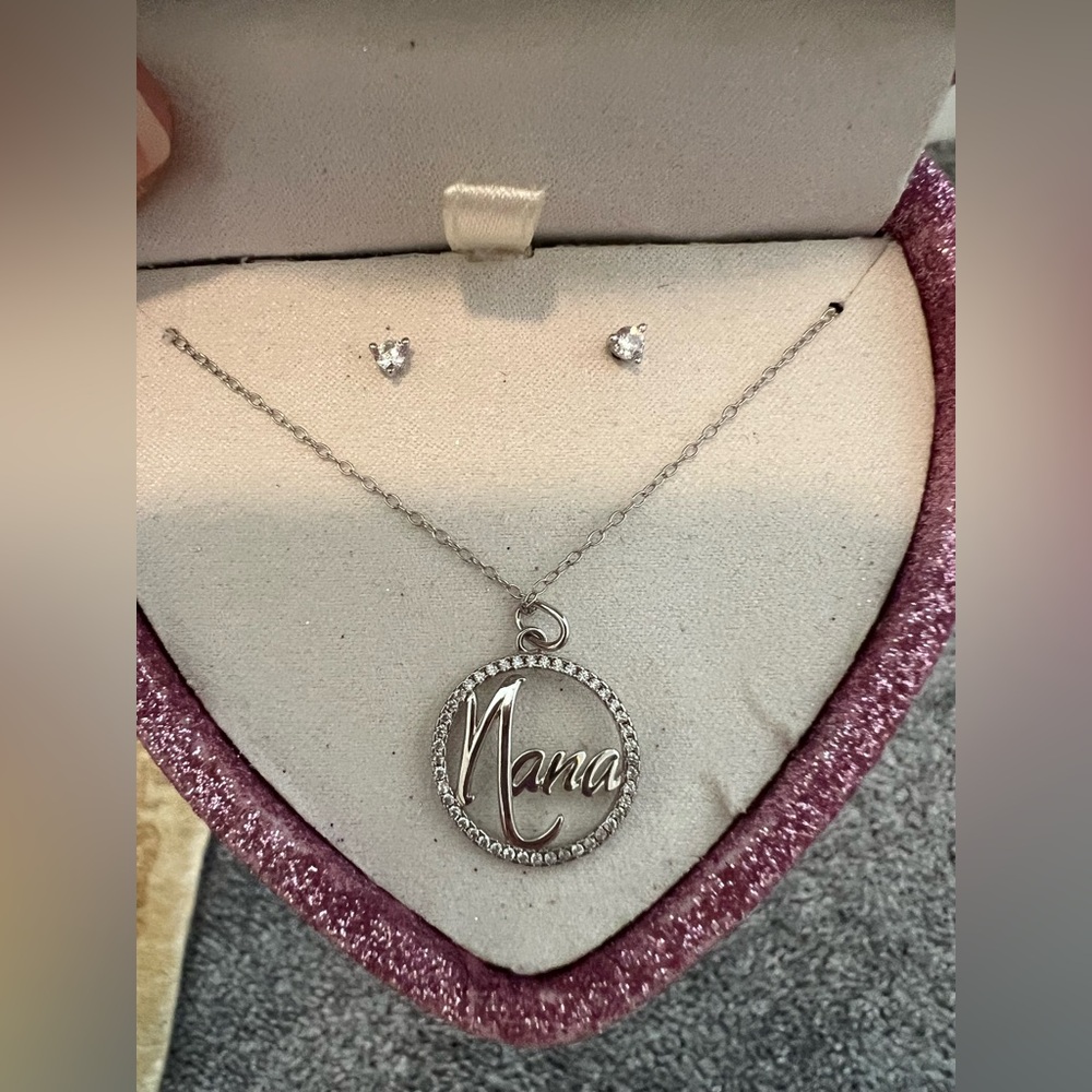 Sterling Silver 925 "NANA" Pendant Necklace & Earrings NWT retail $100 - Picture 7 of 7